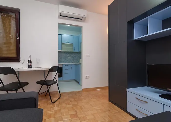 Apartment Gal